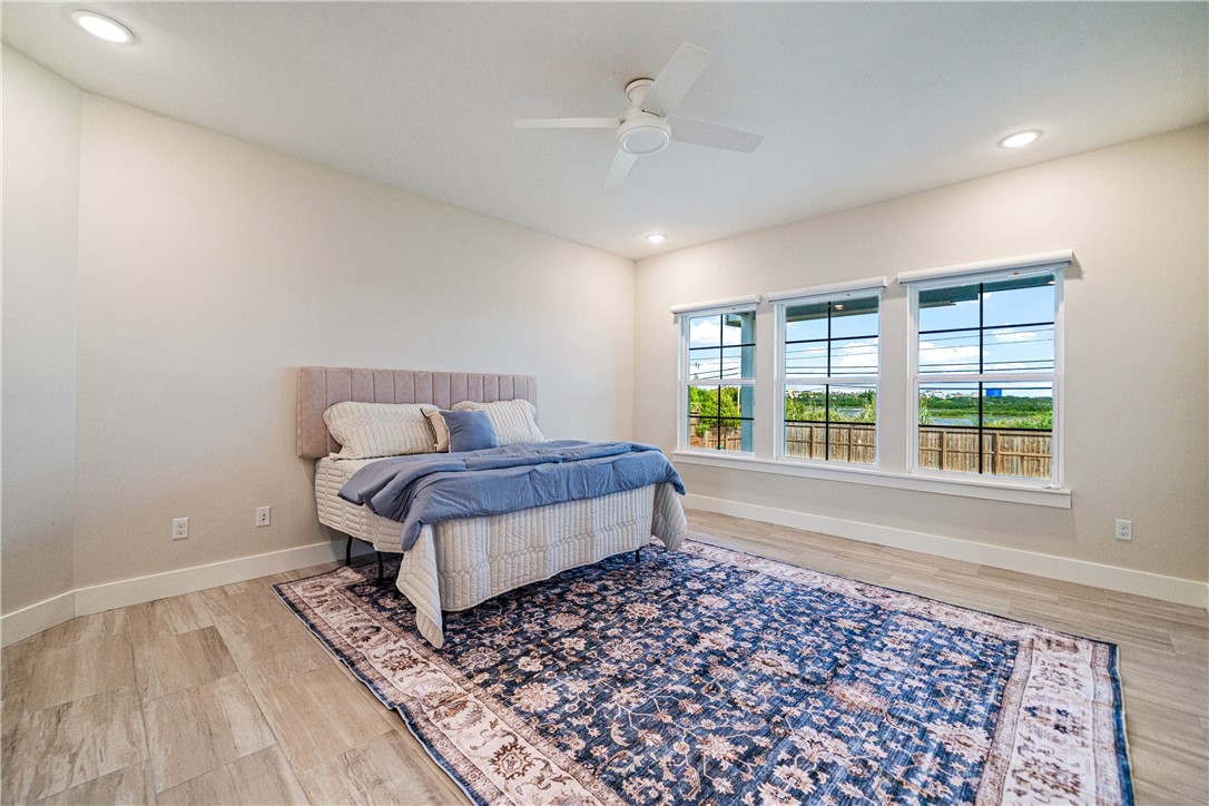 6081 Ennis Joslin Property Photo 13