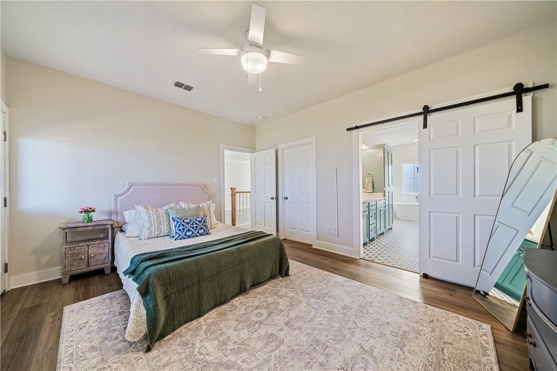 6081 Ennis Joslin Property Photo 28