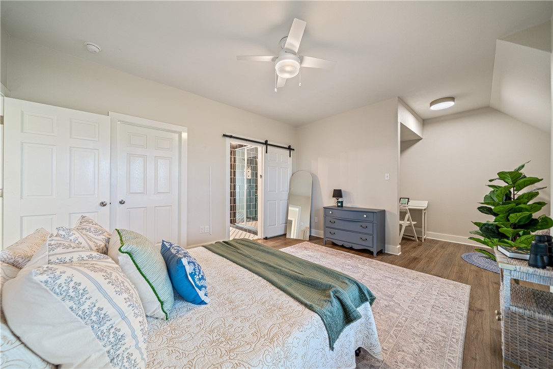 6081 Ennis Joslin Property Photo 32