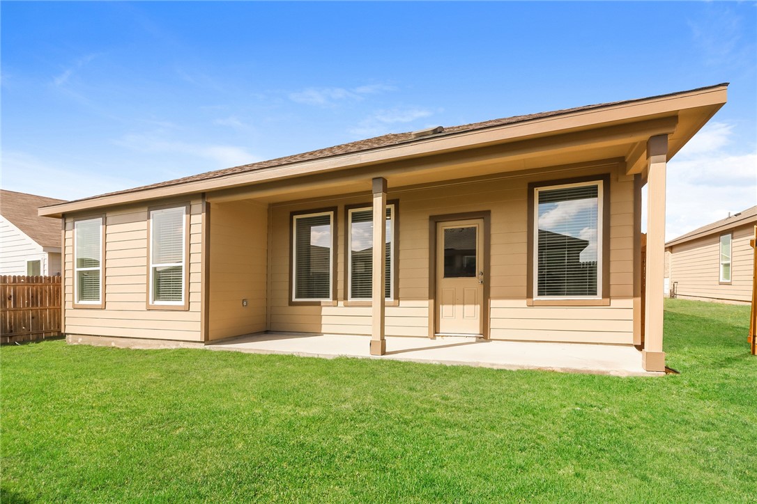 7829 Wonder Woman Dr Property Photo 5