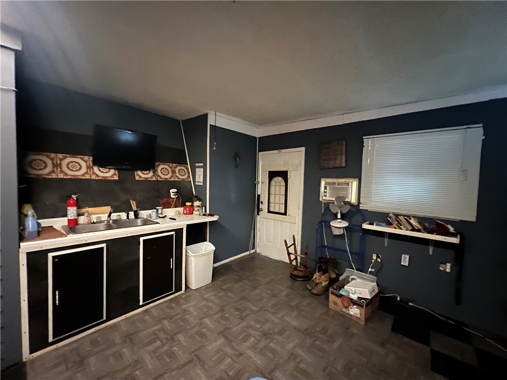 2653 Oak Grove Property Photo 11