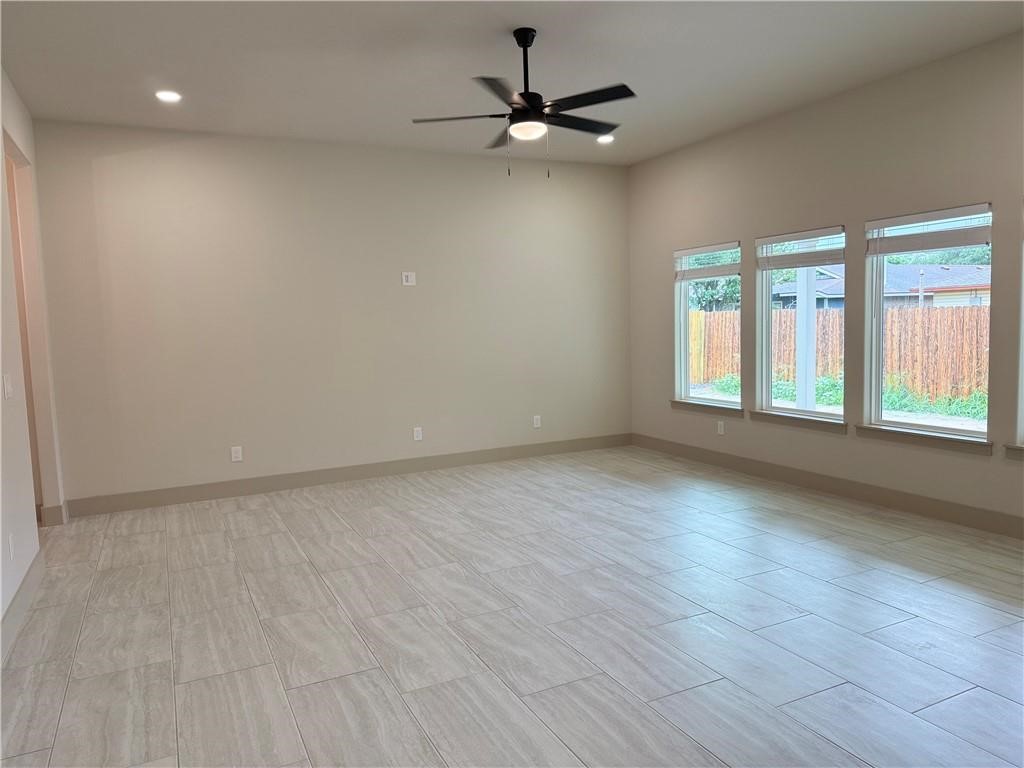 3809 Willow Weep Dr Property Photo 5