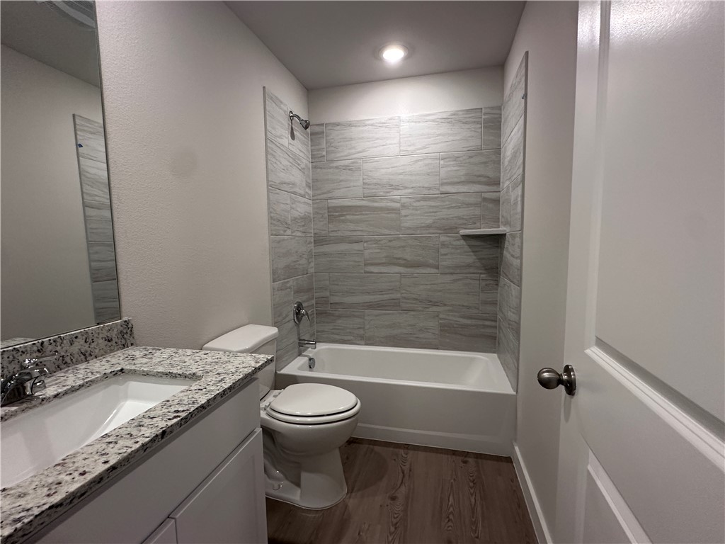 1606 Letty Property Photo 4