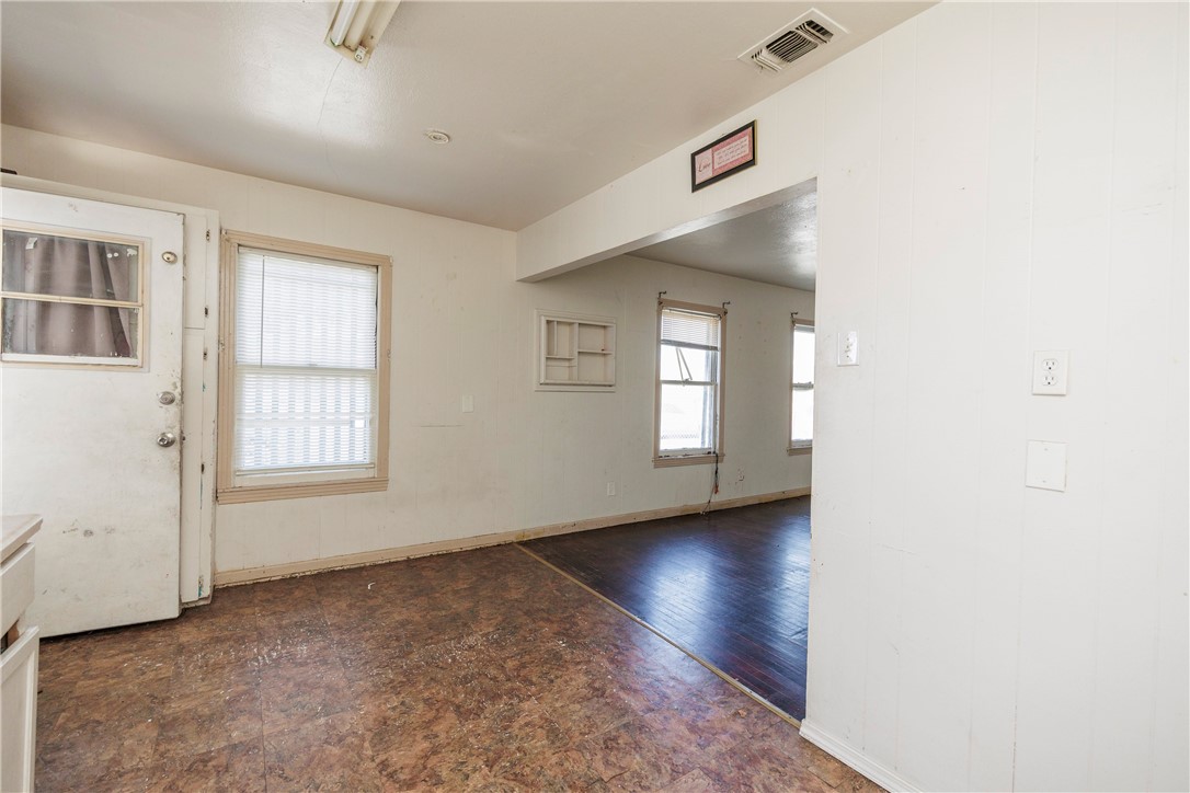 3701 Bertram St Property Photo 12