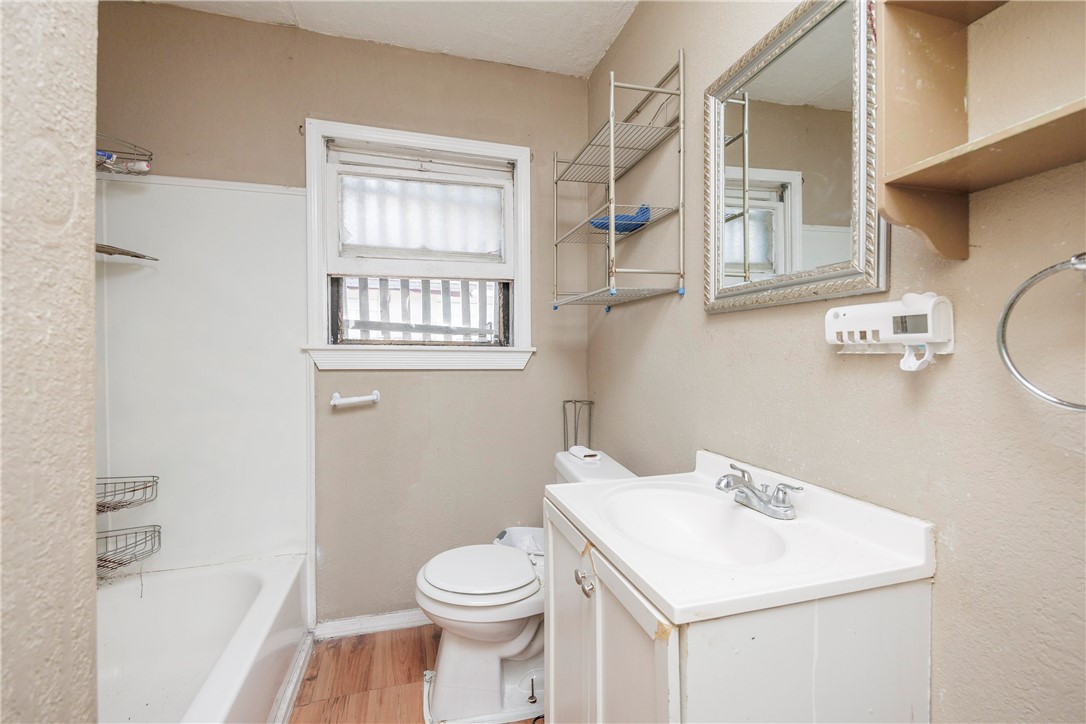 3701 Bertram St Property Photo 23