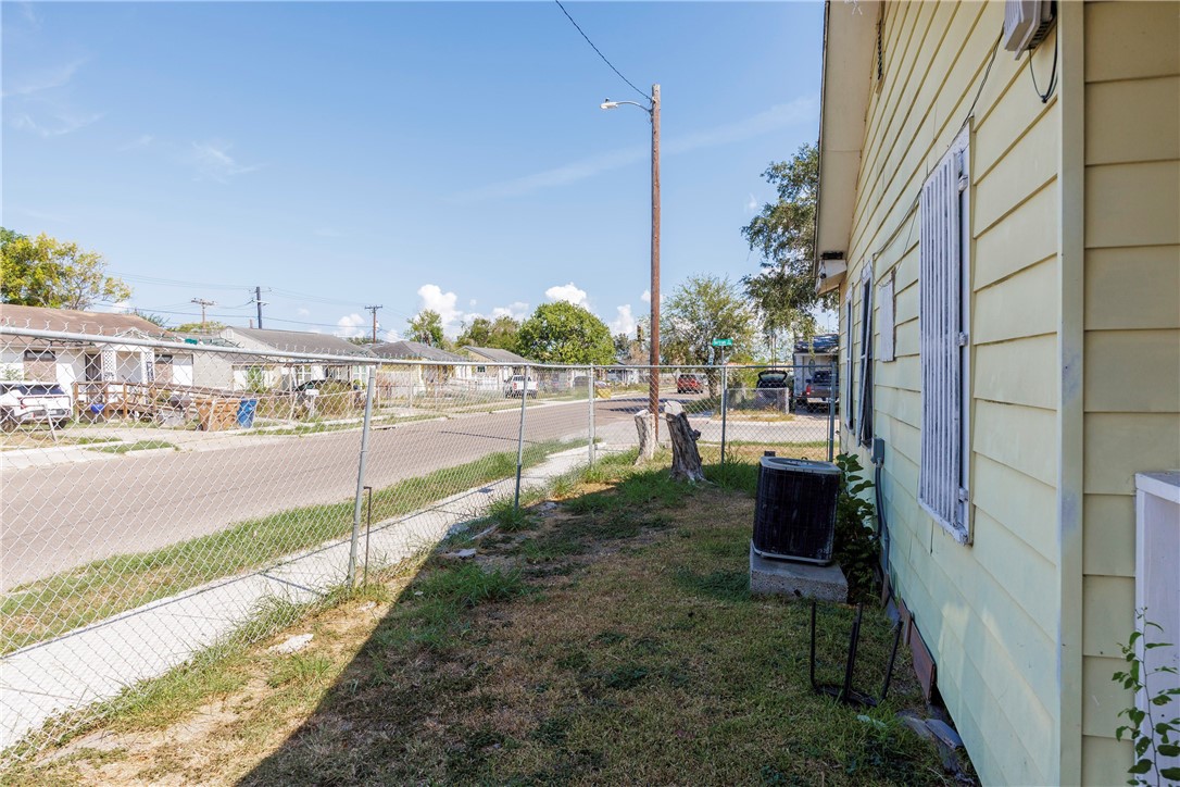 3701 Bertram St Property Photo 31