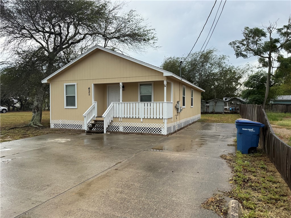 621 June St Property Photo 1