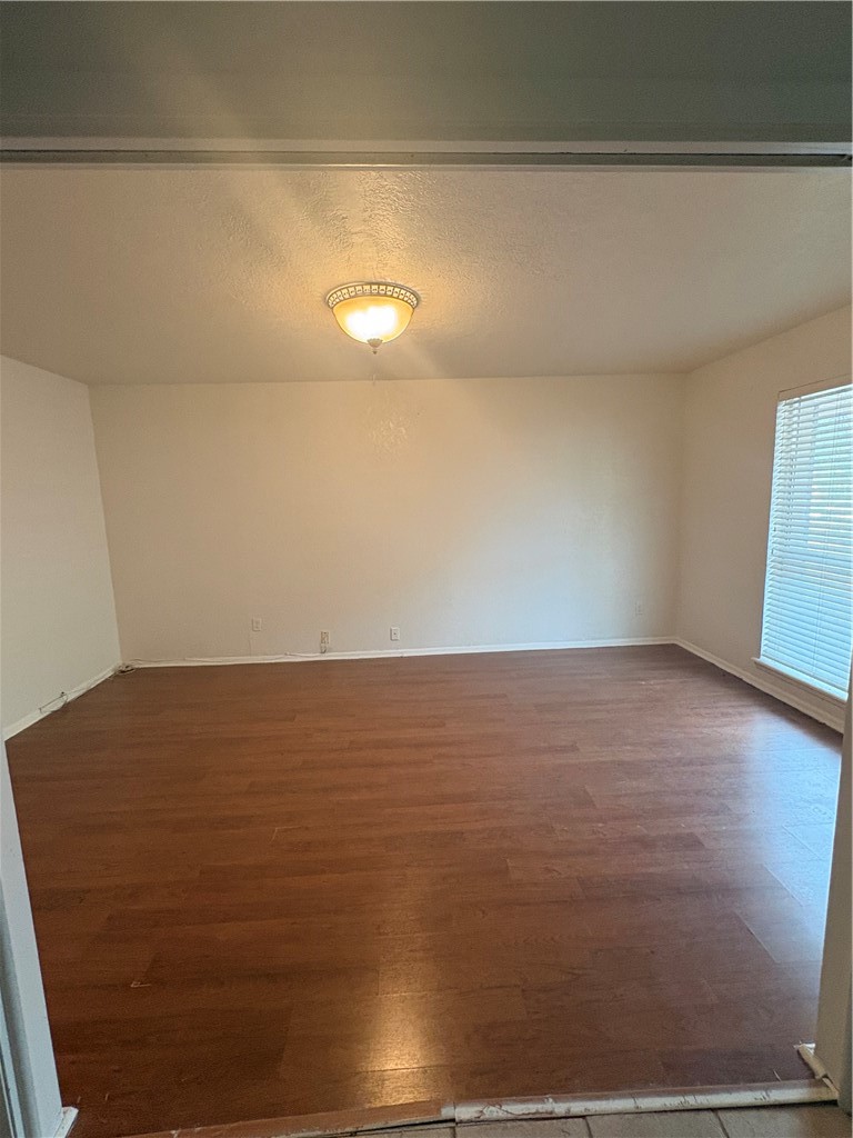 4622 Coventry Property Photo 2