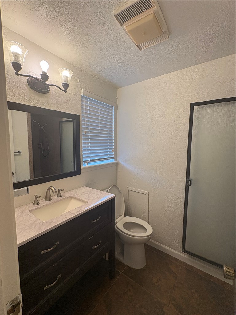 4622 Coventry Property Photo 9