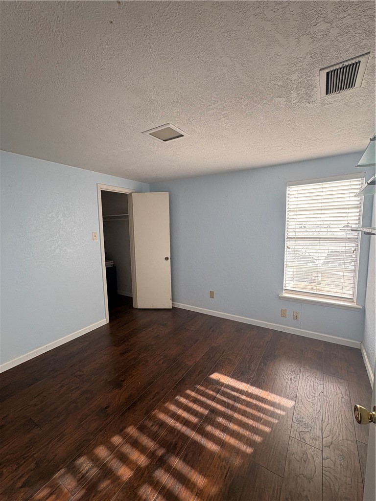 4622 Coventry Property Photo 12