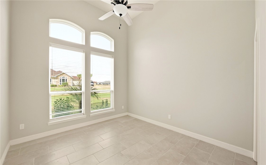 6202 Lago Vista Dr Property Photo 29