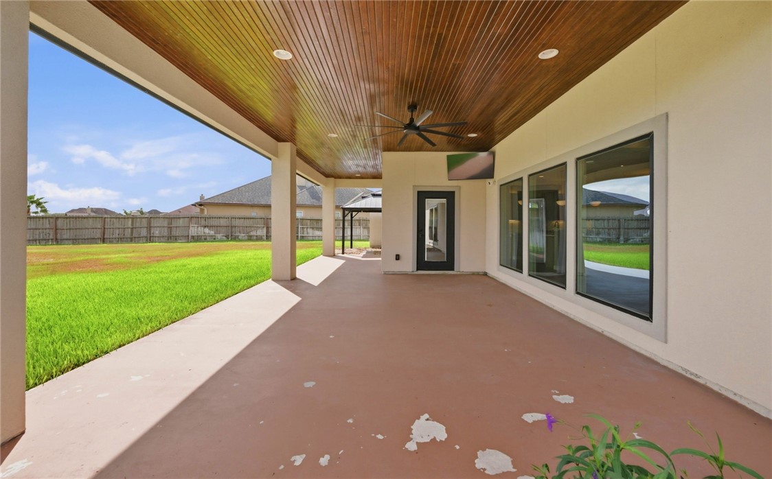 6202 Lago Vista Dr Property Photo 33
