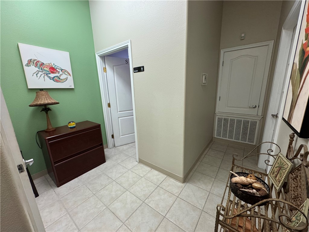 15217 S Padre Island Dr 100-m Property Photo 9