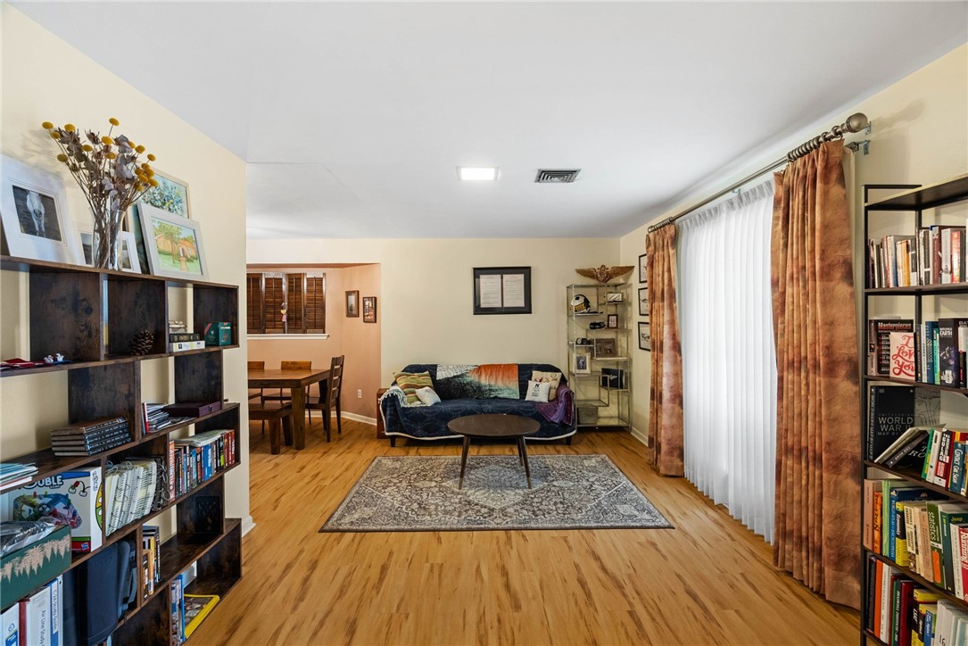 5217 Moultrie Dr Property Photo 3