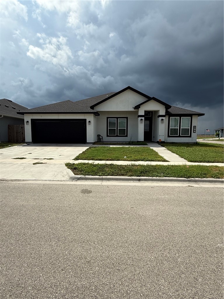 100 Speargrass Property Photo 1