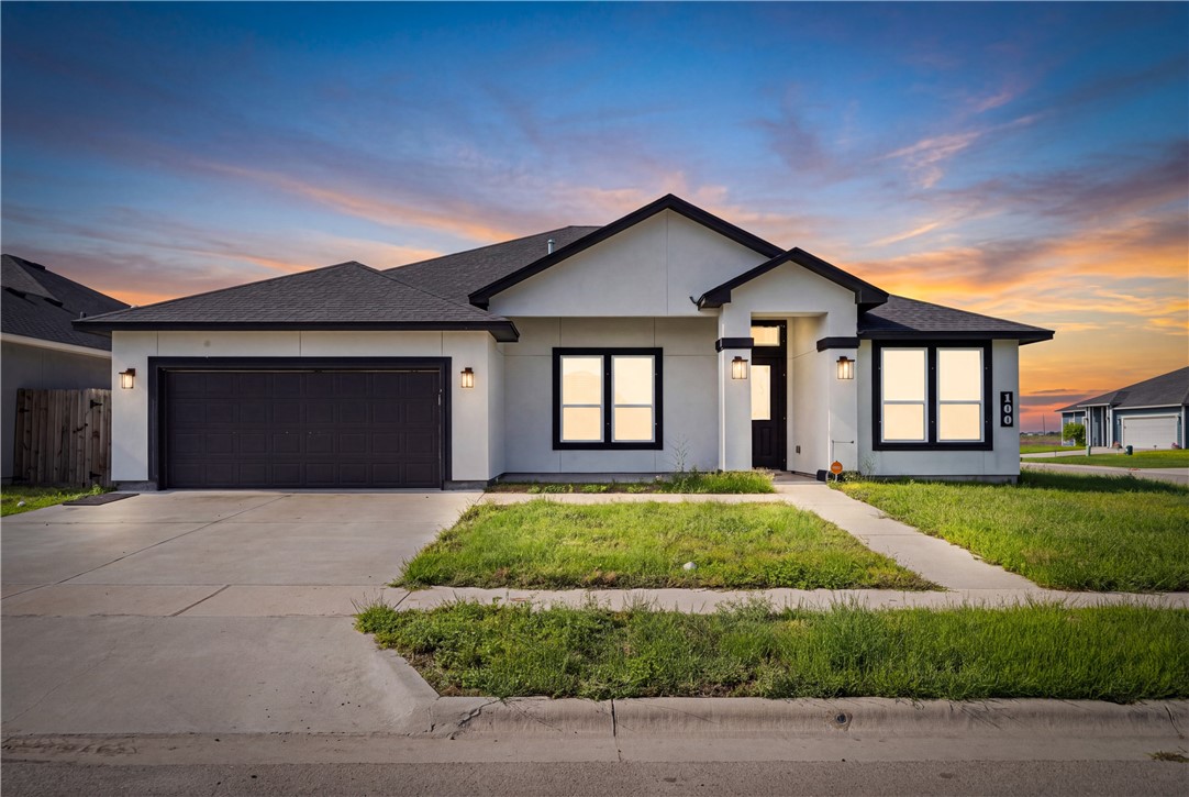 100 Speargrass Property Photo 1