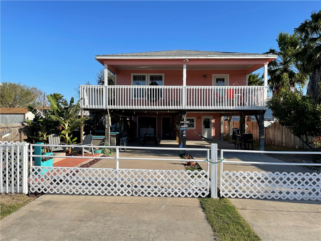 118 Riviera Dr Property Photo 3