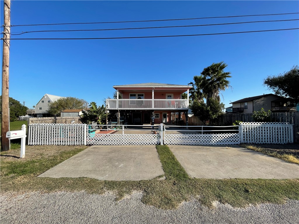 118 Riviera Dr Property Photo 6