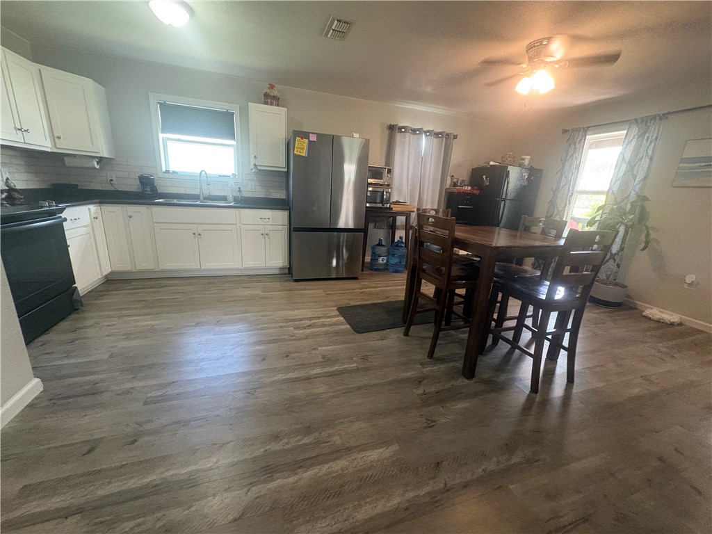 483417 Property Photo 18