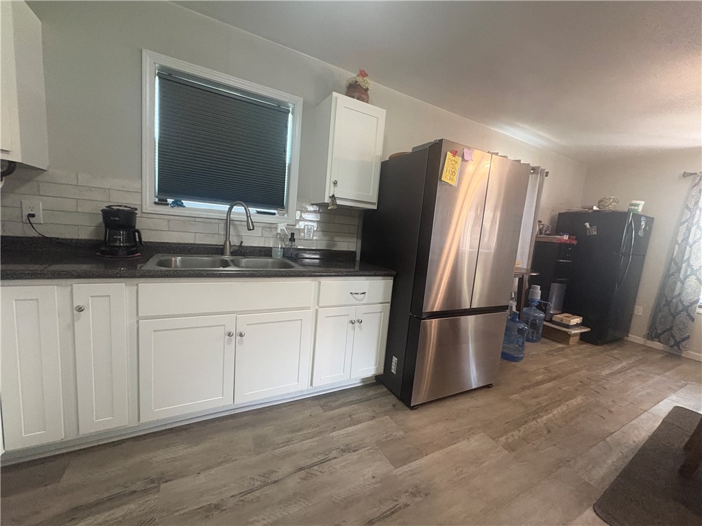 483417 Property Photo 19