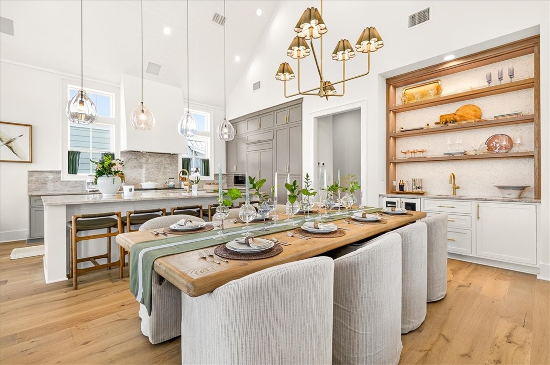 120 Charming Lane Property Photo 4