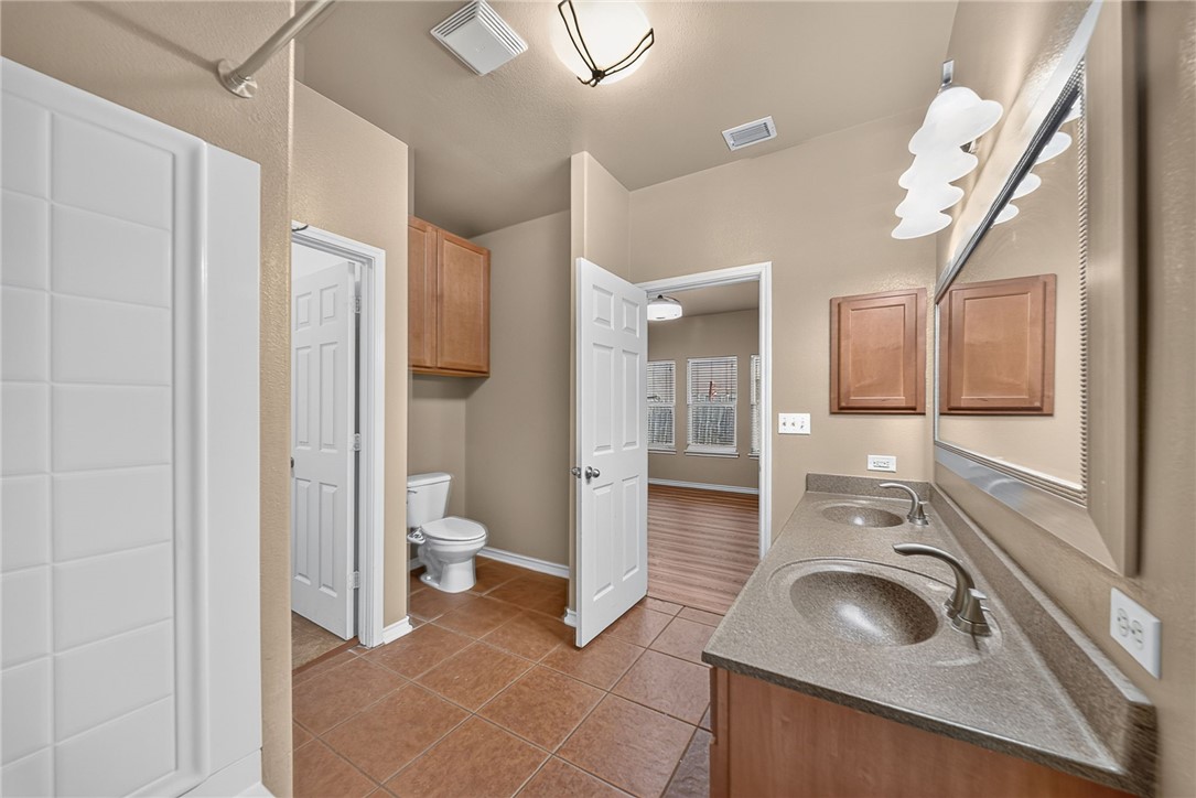 7010 Trantella Ct Property Photo 14