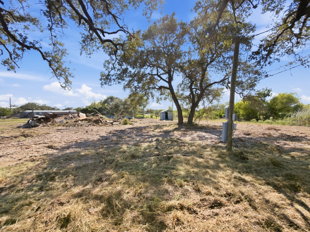 205 Grapevine Dr Property Photo 12