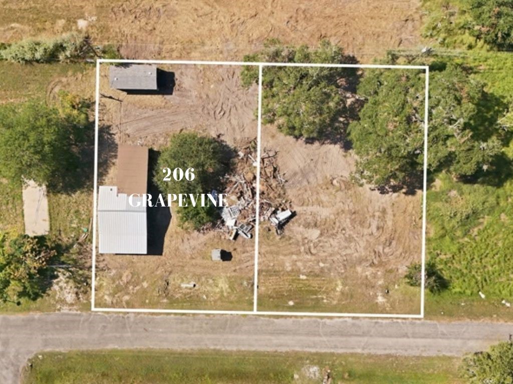 206 Grapevine Dr Property Photo 1