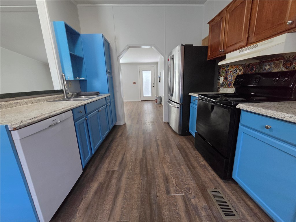 121 Copano Heights Blvd Property Photo 3