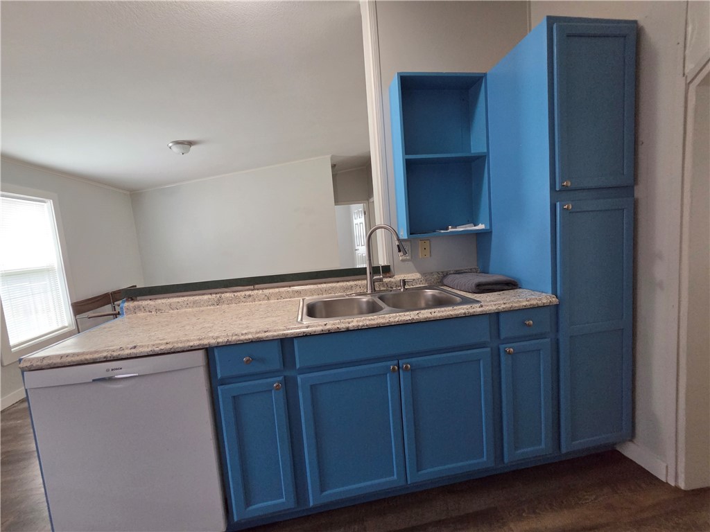 121 Copano Heights Blvd Property Photo 7