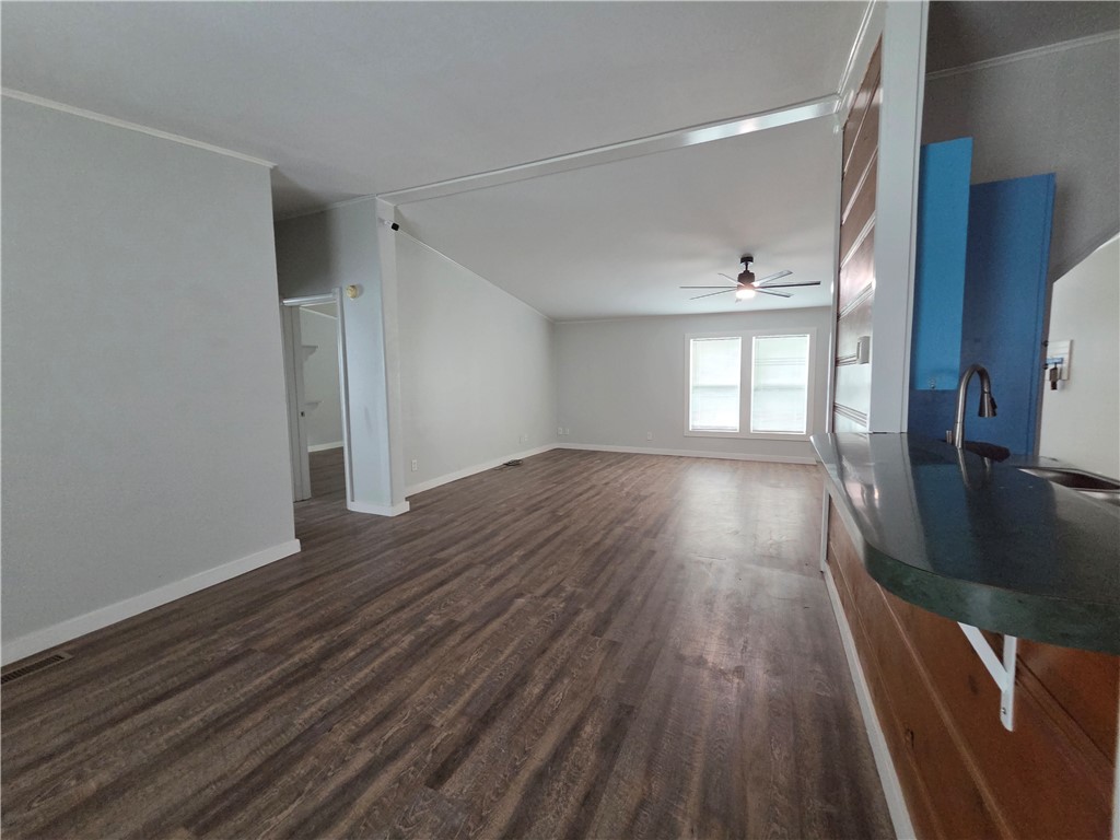 121 Copano Heights Blvd Property Photo 12