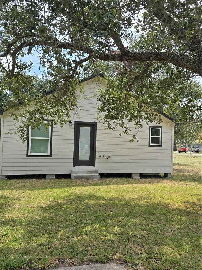 1121 Lady Clare St Property Photo 14
