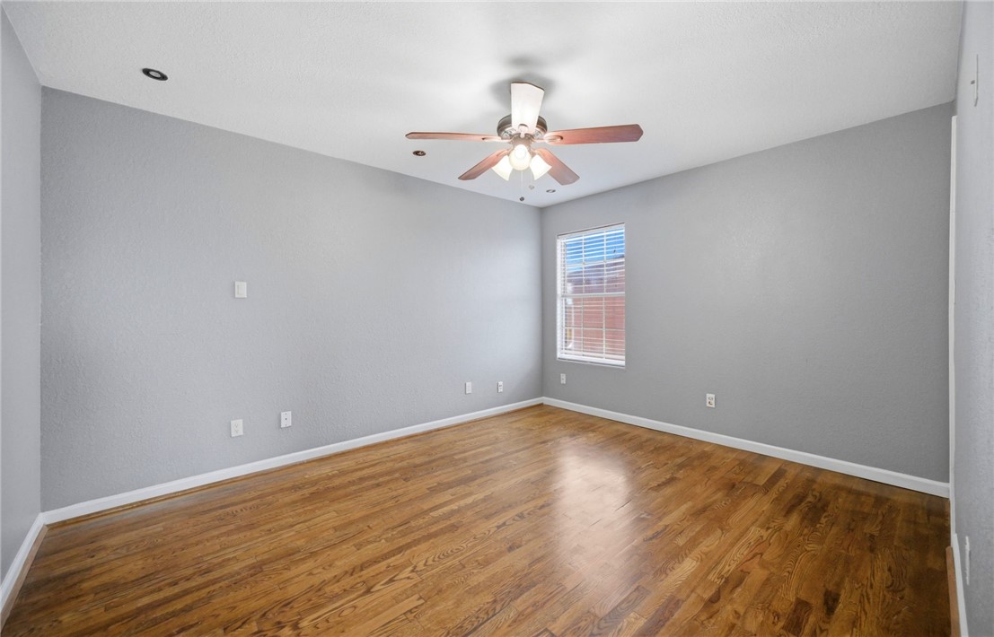 2922 Santa Sofia St Property Photo 12