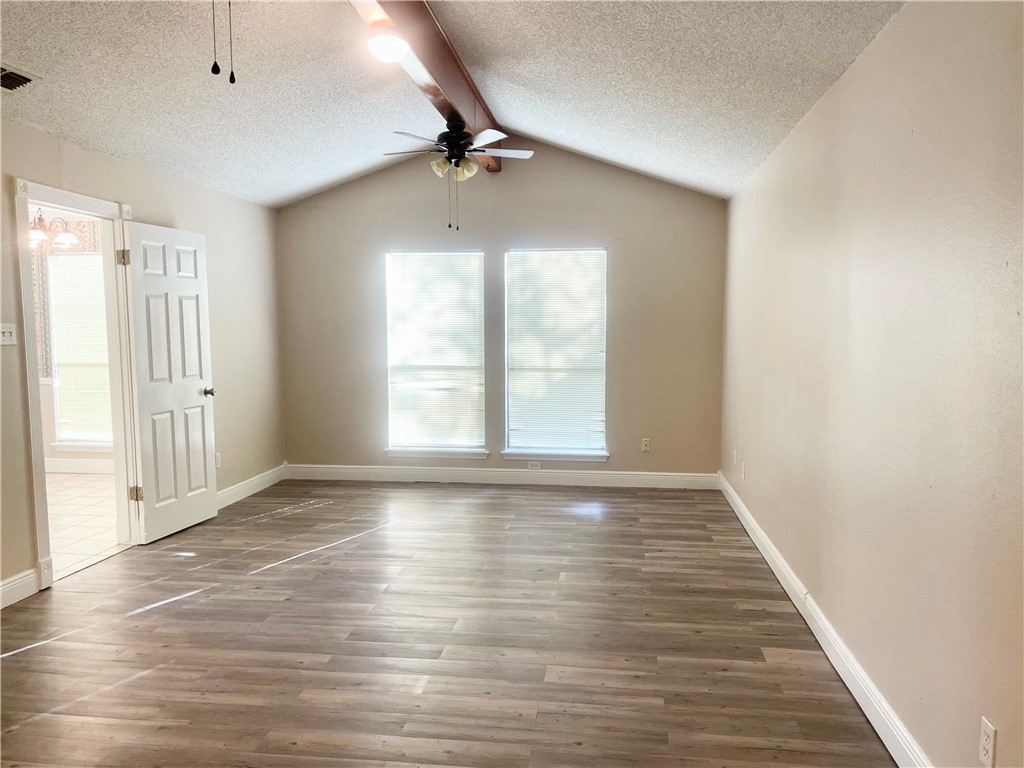 4645 Vail St Property Photo 10