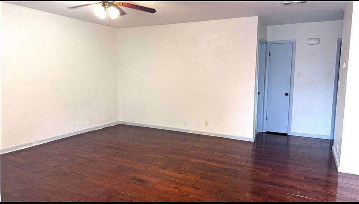 483464 Property Photo 6