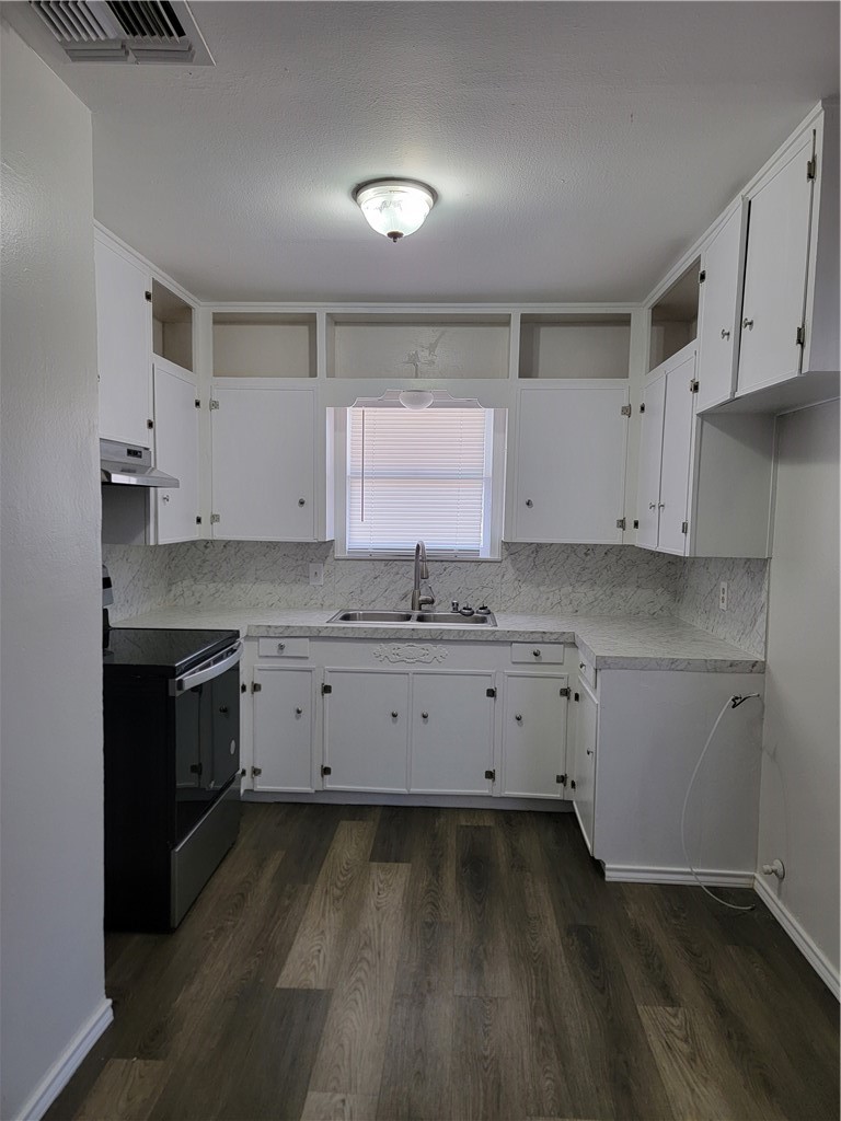 401 Glenmore St Property Photo 4