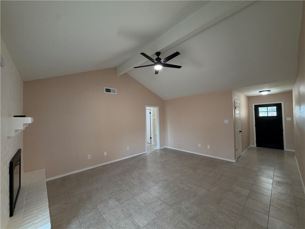 222 Perthshire Dr Property Photo 4