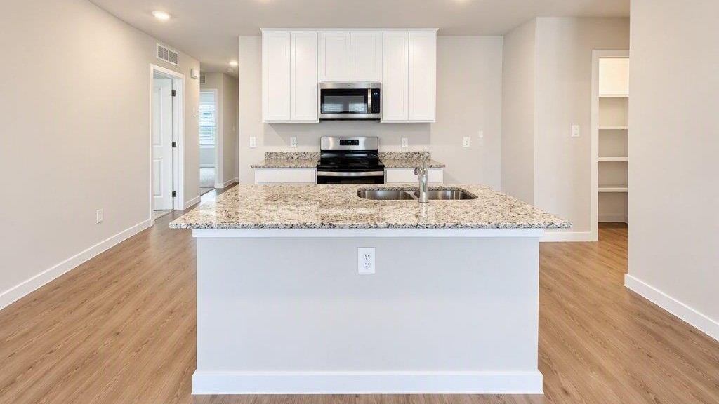1110 Brasel Dr Property Photo 3