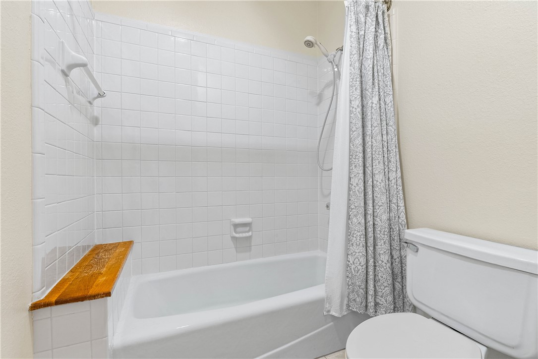210 Oak Bay St 1203 Property Photo 6