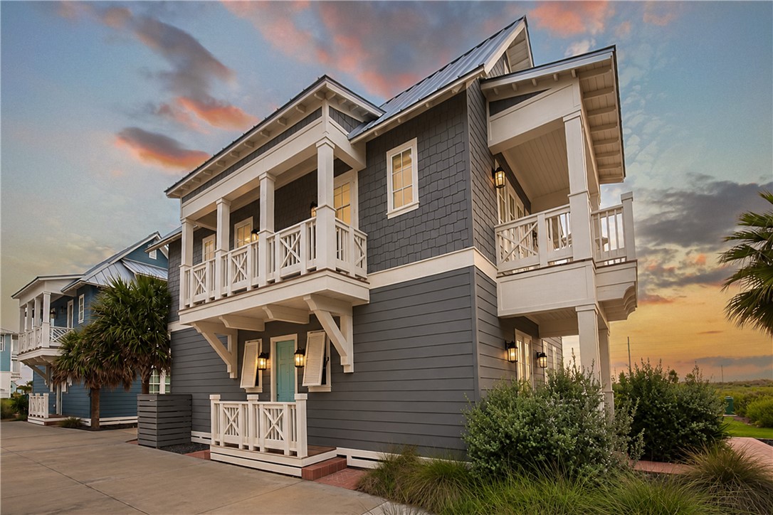 100 Firewheel Property Photo 1