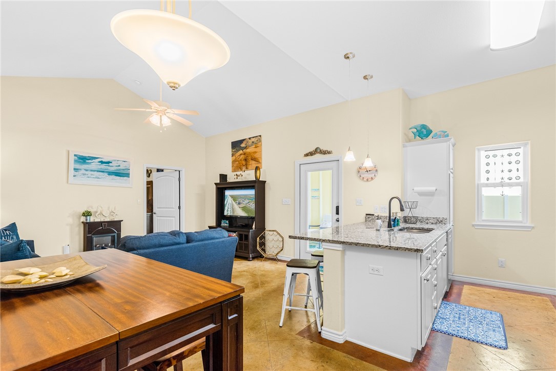 14209 Anegada Dr Property Photo 12