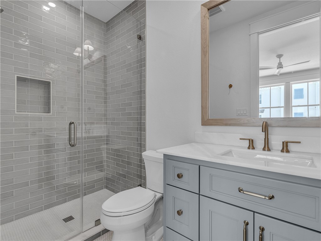 136 W Cotter Ave 8 Property Photo 34