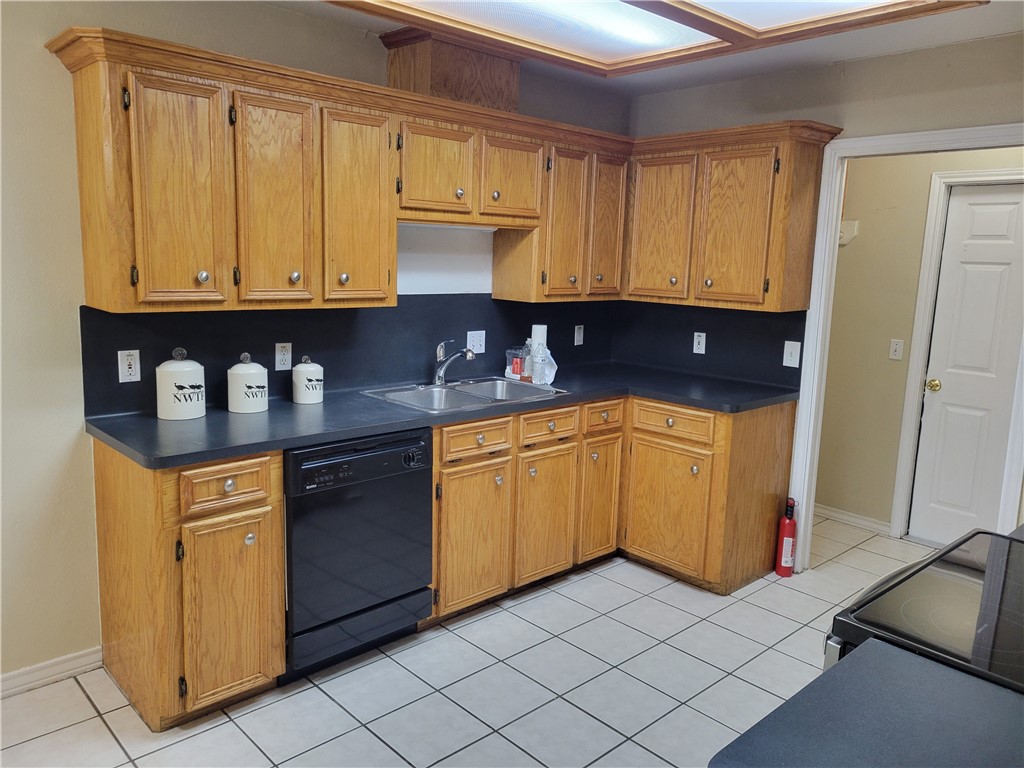 7010 Eldora Dr Property Photo 4