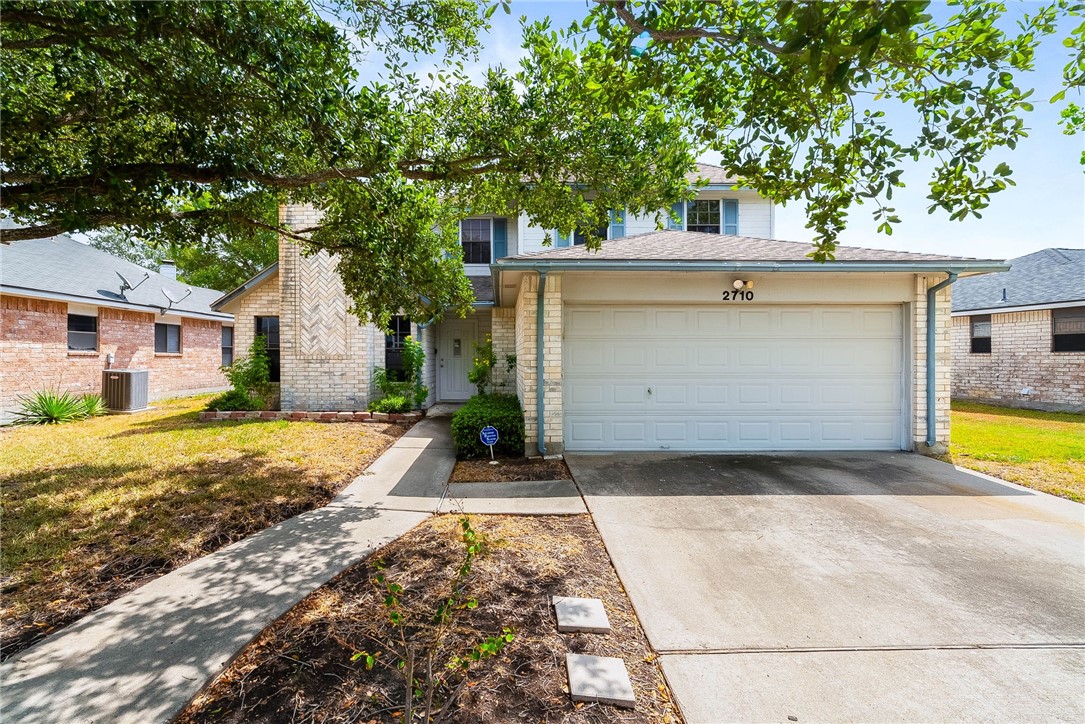 2710 Victoria Park Dr Property Photo 1