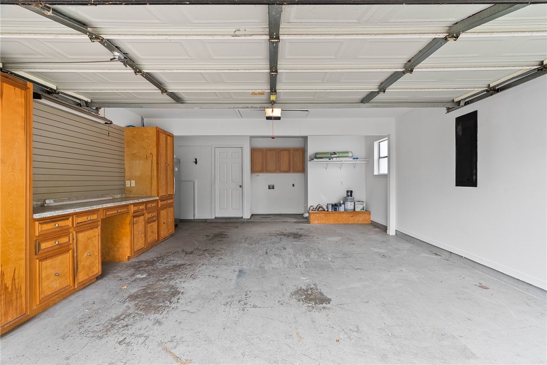 2710 Victoria Park Dr Property Photo 25