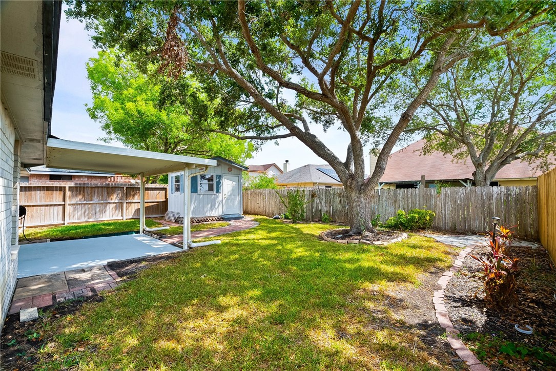 2710 Victoria Park Dr Property Photo 29