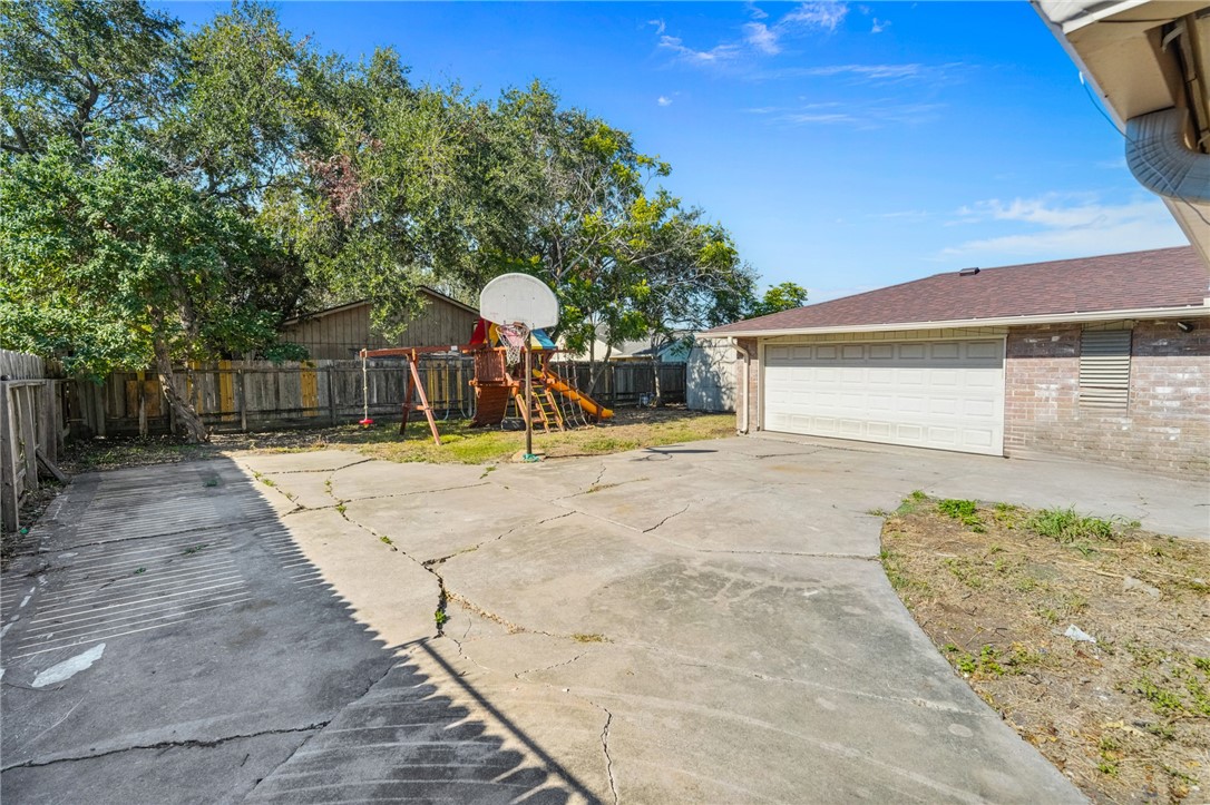 4317 Boros St Property Photo 24