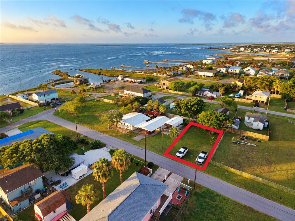 483539 Property Photo 1