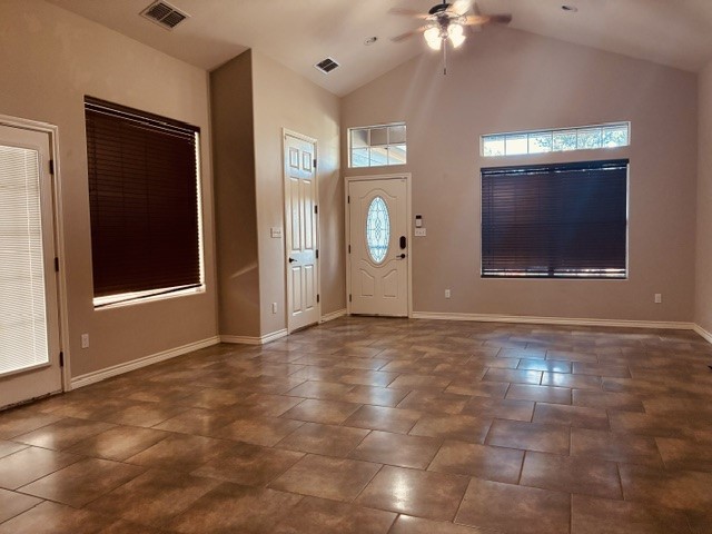 2047 Isabella Dr Property Photo 4