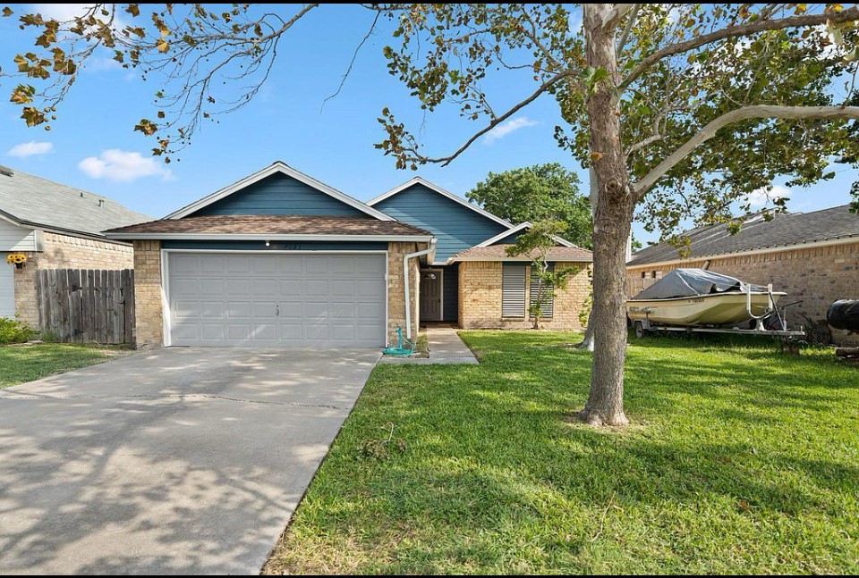 7021 Rivergate Dr Property Photo 1